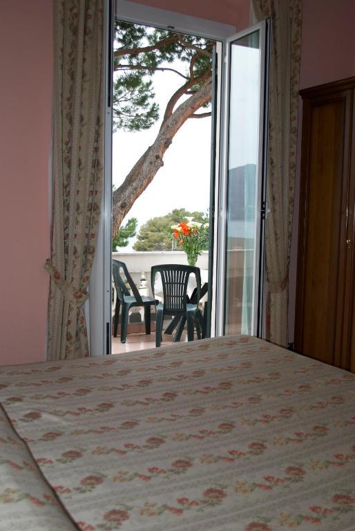 Hotel La Giara Recco Exteriör bild